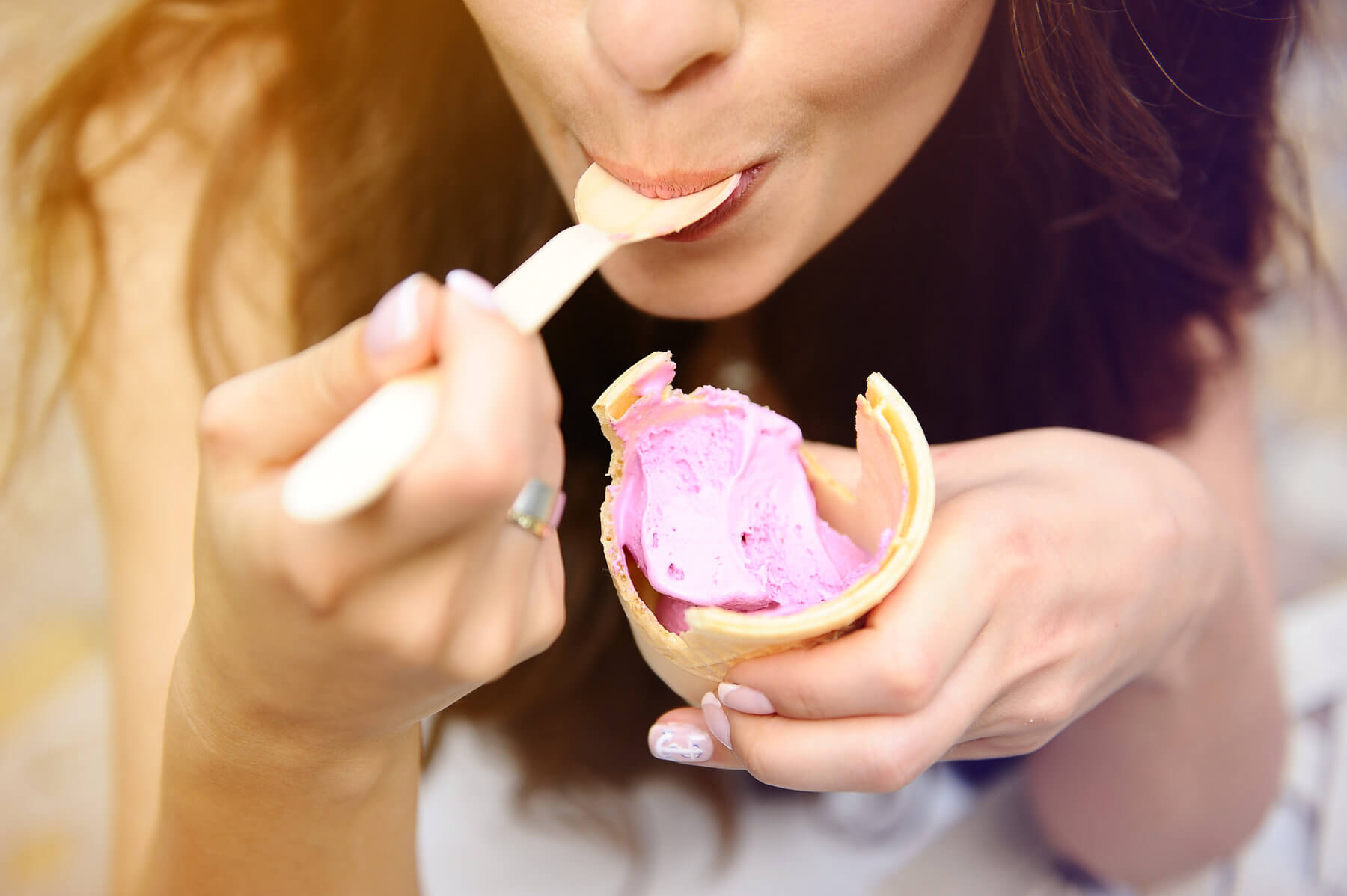 Il gelato è ipercalorico e fa ingrassare? Ecco perché è un ...